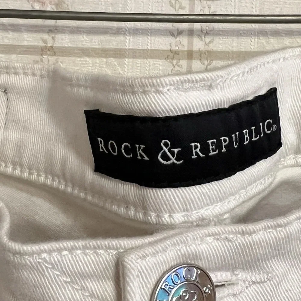 Rock & Republic cropped white